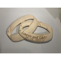 3D Interlinked wedding rings.